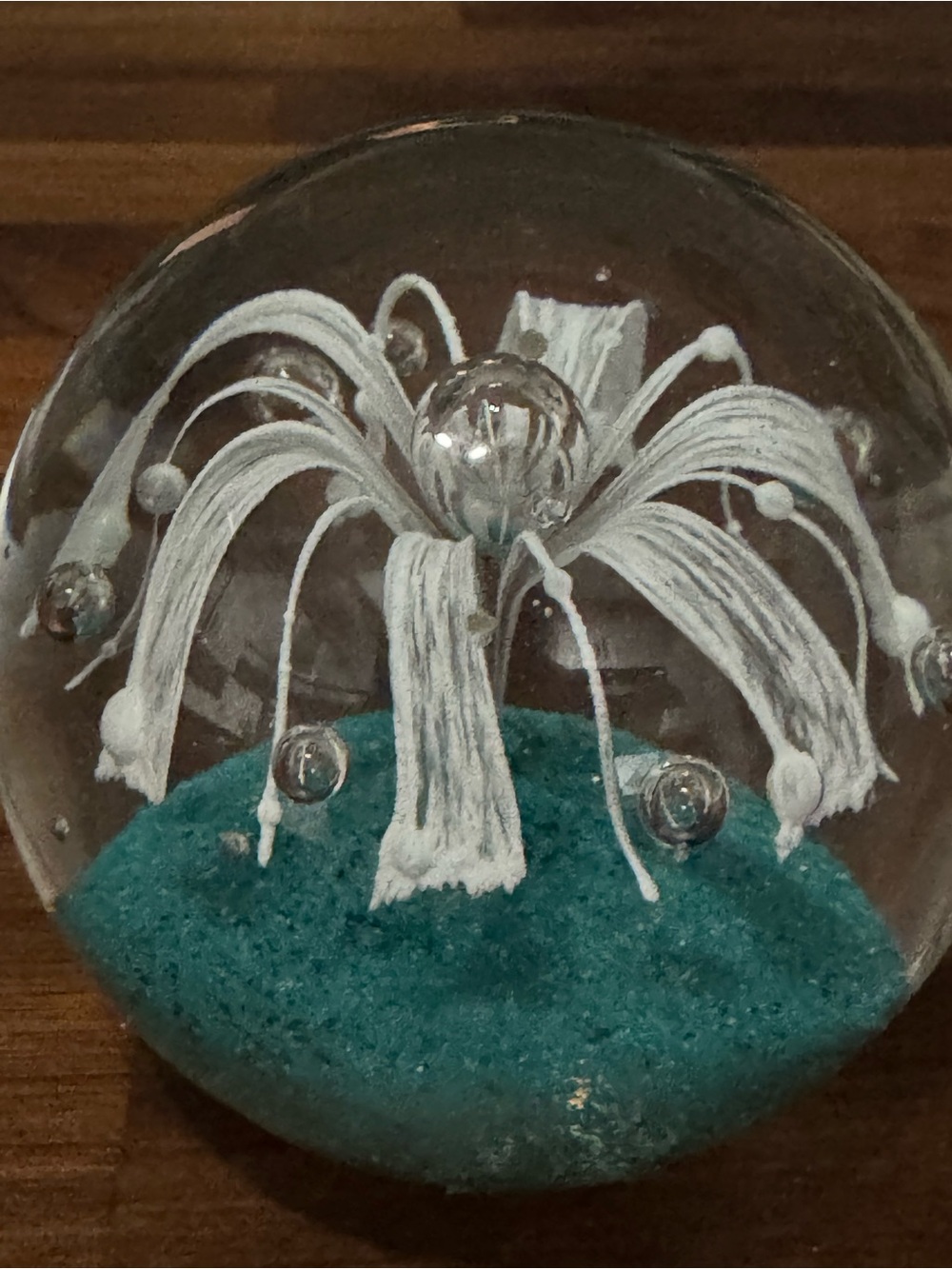 Vintage Gorgeous Designs China Art Glass Paperweight White Ghost Flower Teal